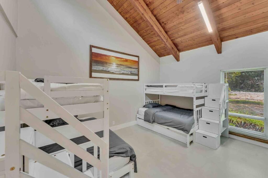 Вілла Rare Hidden Getaway Heated Pool 1.5 Acres! Sleeps 16 Форт-Лодердейл Екстер'єр фото