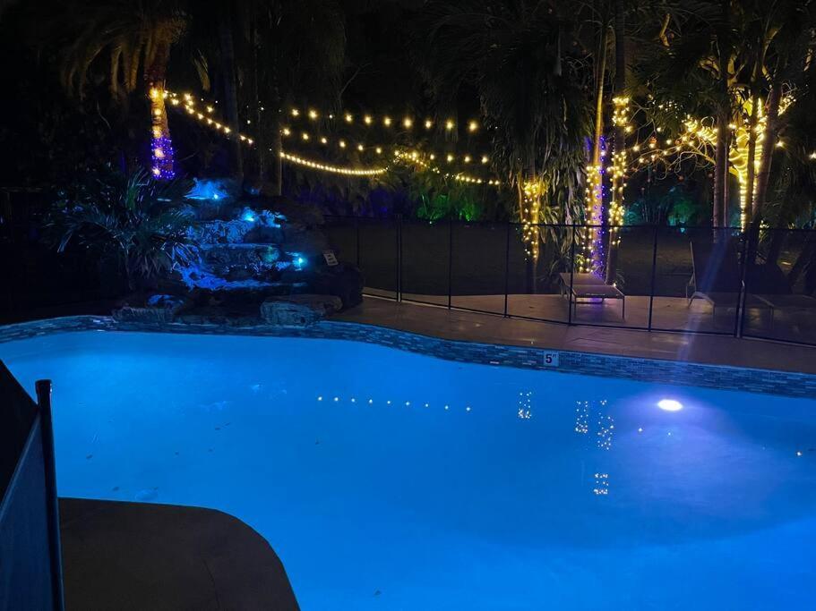 Вілла Rare Hidden Getaway Heated Pool 1.5 Acres! Sleeps 16 Форт-Лодердейл Екстер'єр фото