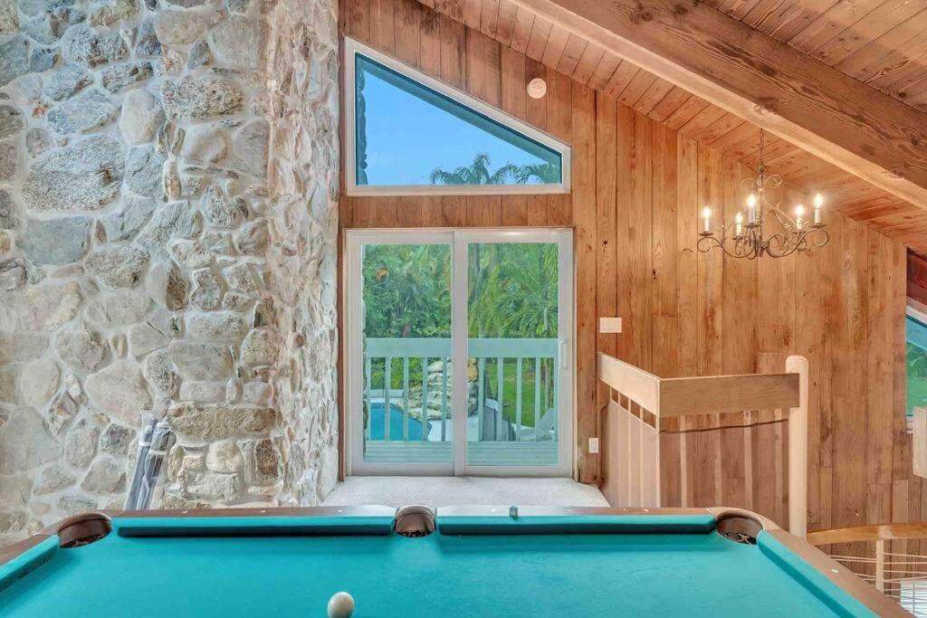 Вілла Rare Hidden Getaway Heated Pool 1.5 Acres! Sleeps 16 Форт-Лодердейл Екстер'єр фото